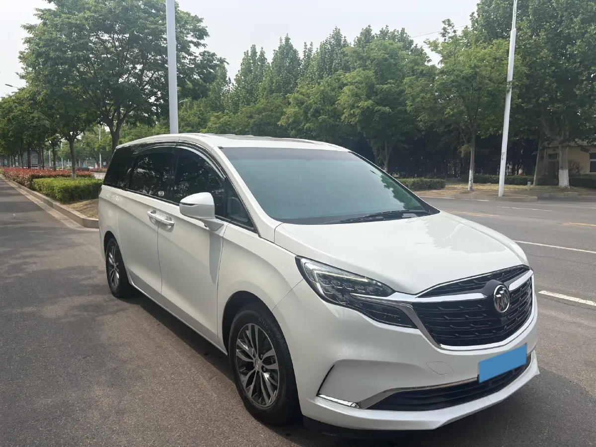 2022 Buick GL8 2.0T 237HP L4 9AT,autocango,china used car exporter,china ev exporter,chinese used car exporter,chinese used ev exporter