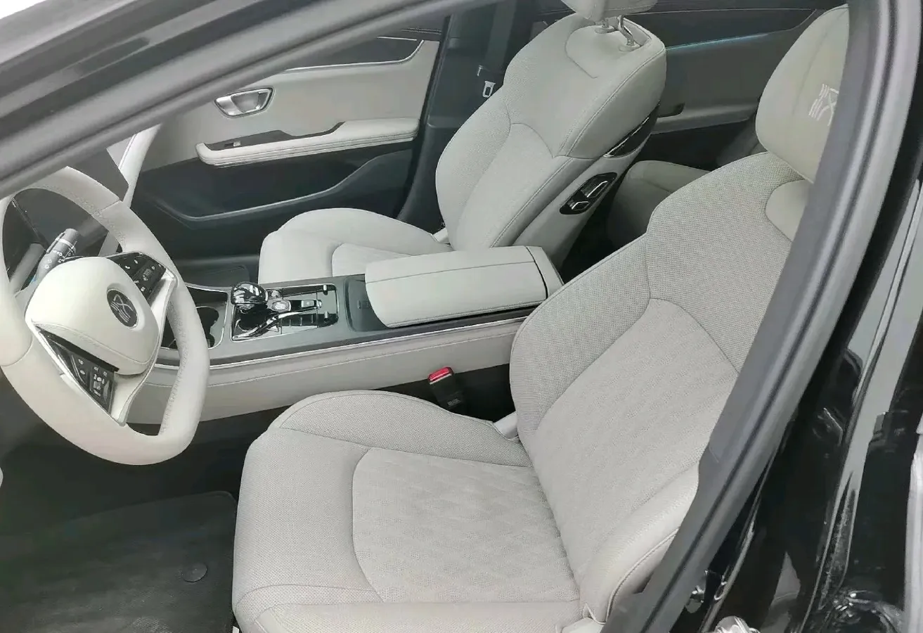 2025 BYD Han BEV 79.6KWH,autocango,china used car exporter,china ev exporter,chinese used car exporter,chinese used ev exporter