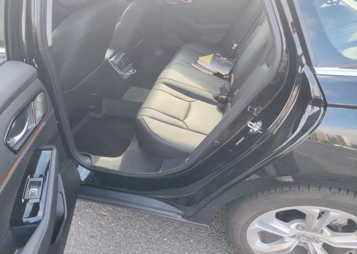 2023 Dongfeng PaLaSuo 2.0T 228HP L4 8AT,autocango,china used car exporter,china ev exporter,chinese used car exporter,chinese used ev exporter