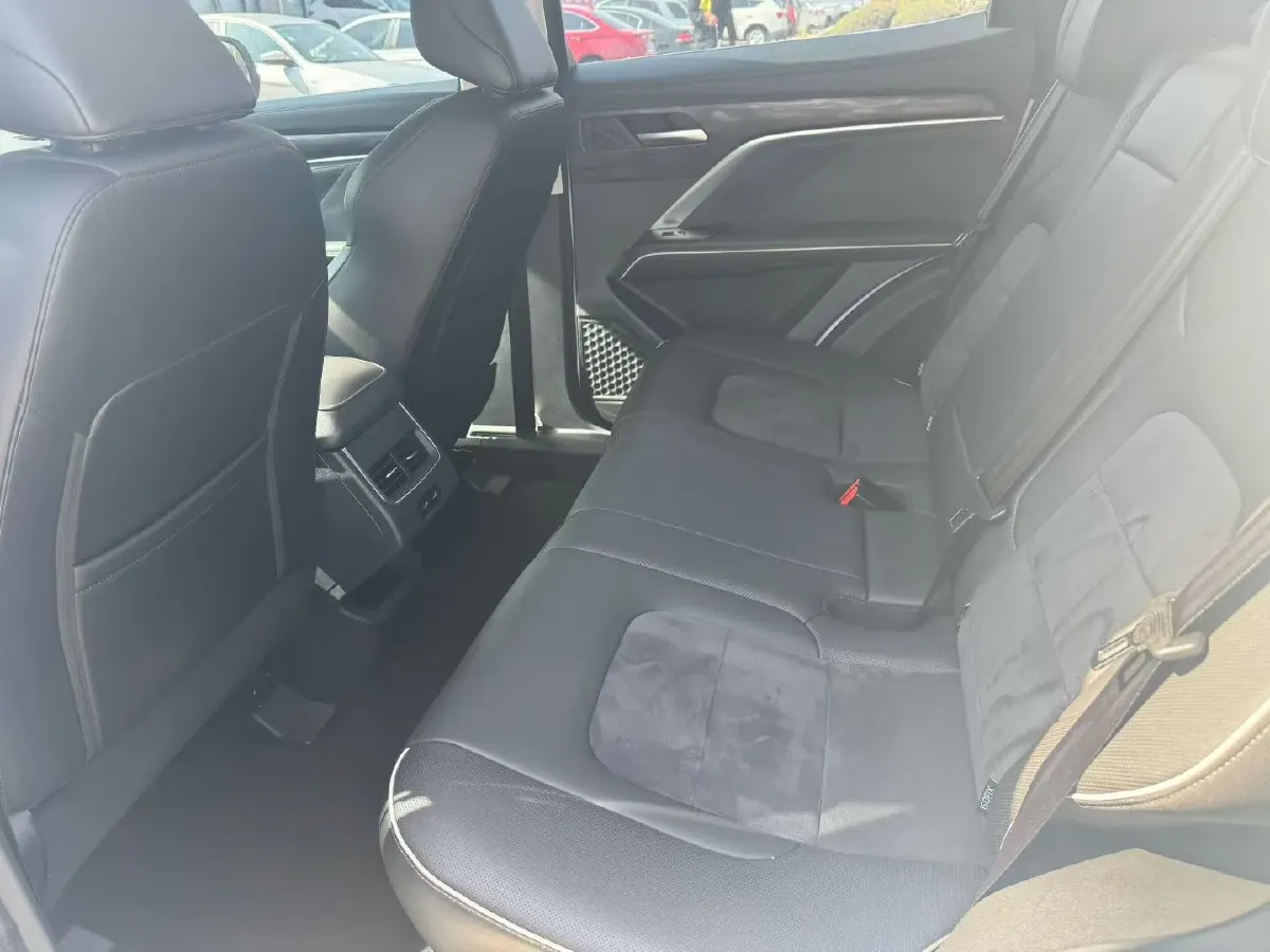 2021 Haval H6 1.5T 150HP L4 7DCT,autocango,china used car exporter,china ev exporter,chinese used car exporter,chinese used ev exporter