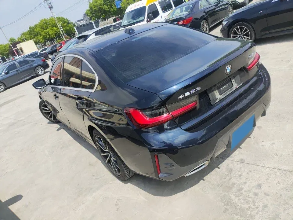 2023 BMW 3 Series 2.0T 156HP L4 8AT,autocango,china used car exporter,china ev exporter,chinese used car exporter,chinese used ev exporter