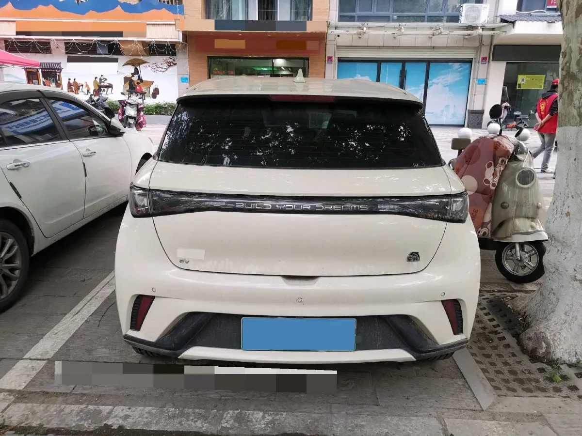 2021 Ford Escort 1.5L 122HP L3 6AT,autocango,china used car exporter,china ev exporter,chinese used car exporter,chinese used ev exporter