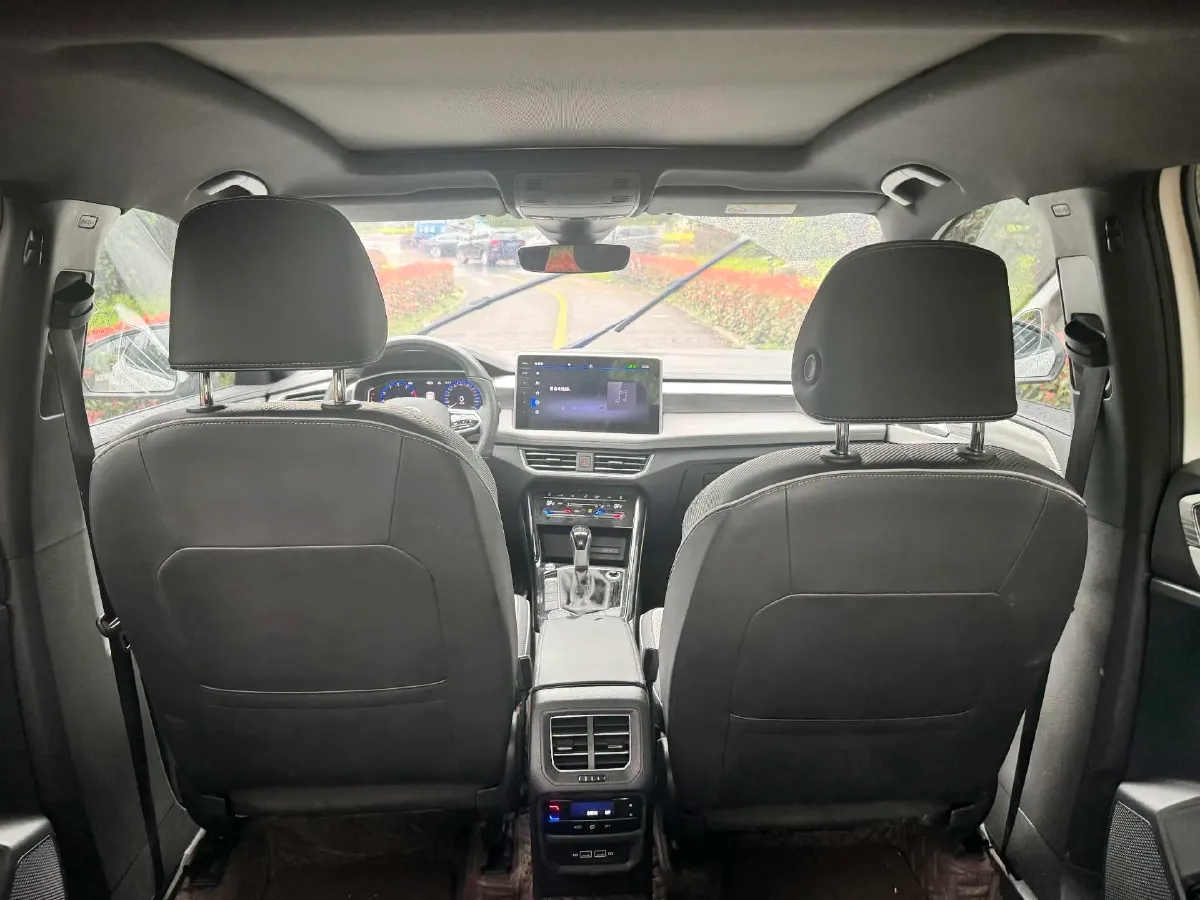 2023 Volkswagen Tayron X 2.0T 220HP L4 7DCT,autocango,china used car exporter,china ev exporter,chinese used car exporter,chinese used ev exporter