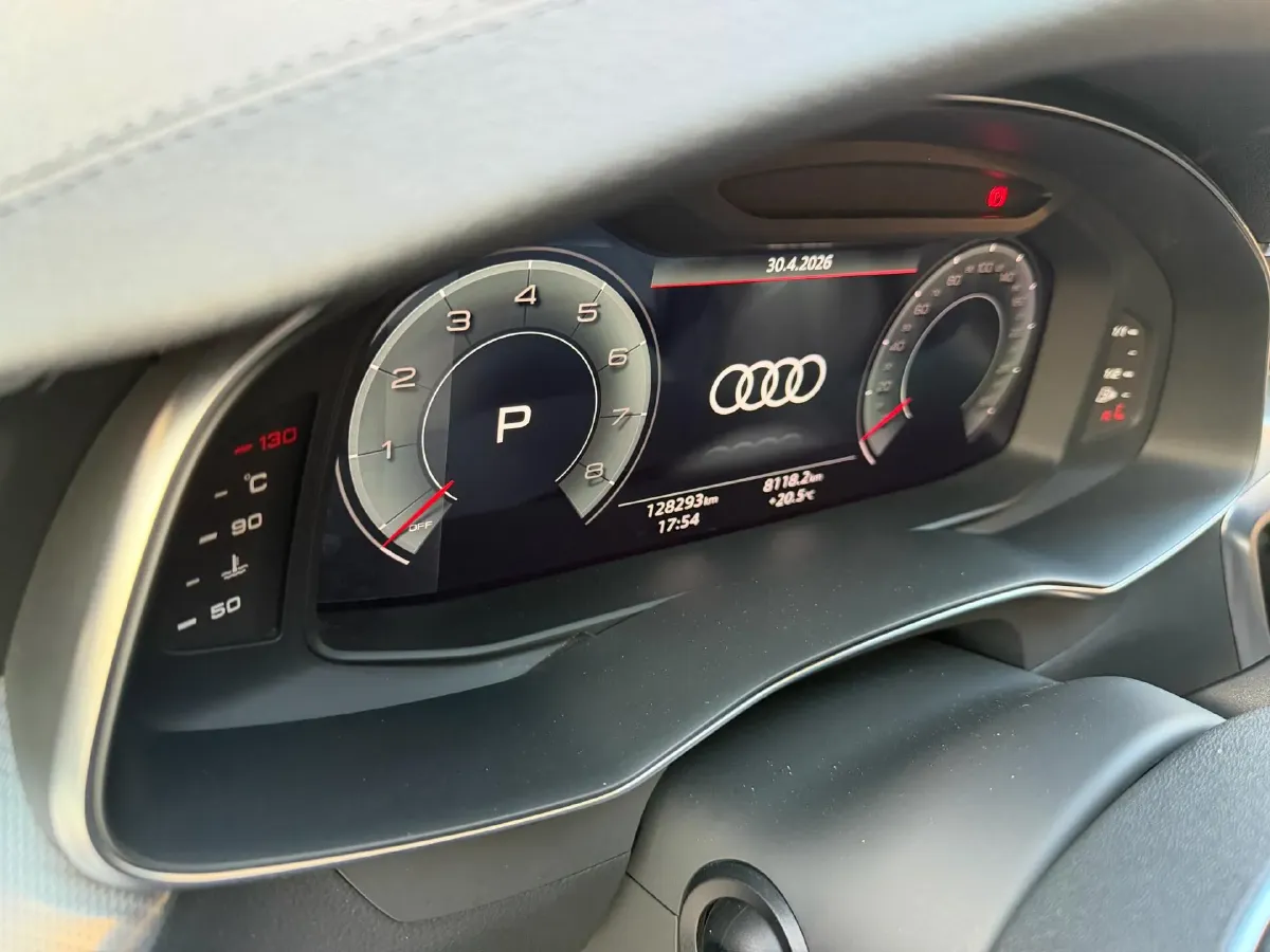 2022 Audi A6L 2.0T 224HP L4 7DCT,autocango,china used car exporter,china ev exporter,chinese used car exporter,chinese used ev exporter