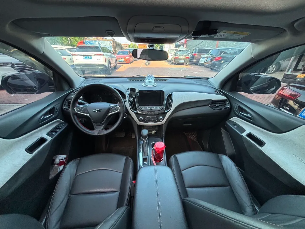 2021 Chevrolet Equinox 1.5T 169HP L4 6AT,autocango,china used car exporter,china ev exporter,chinese used car exporter,chinese used ev exporter