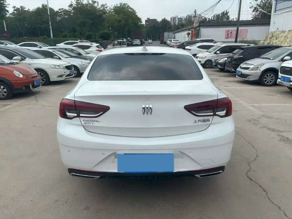 2022 Buick Regal 1.5T 169HP L4 9AT,autocango,china used car exporter,china ev exporter,chinese used car exporter,chinese used ev exporter