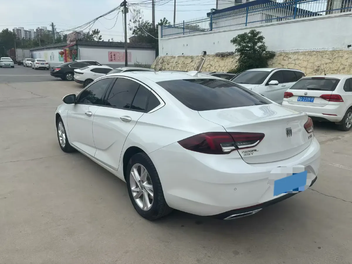 2022 Buick Regal 1.5T 169HP L4 9AT,autocango,china used car exporter,china ev exporter,chinese used car exporter,chinese used ev exporter