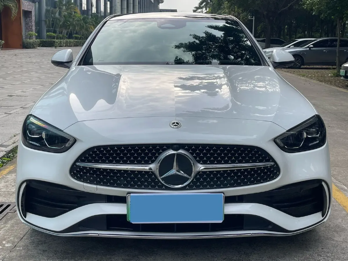 2023 Mercedes-Benz C Class 2.0T 204HP L4 9AT PHEV 25.4KWH,autocango,china used car exporter,china ev exporter,chinese used car exporter,chinese used ev exporter