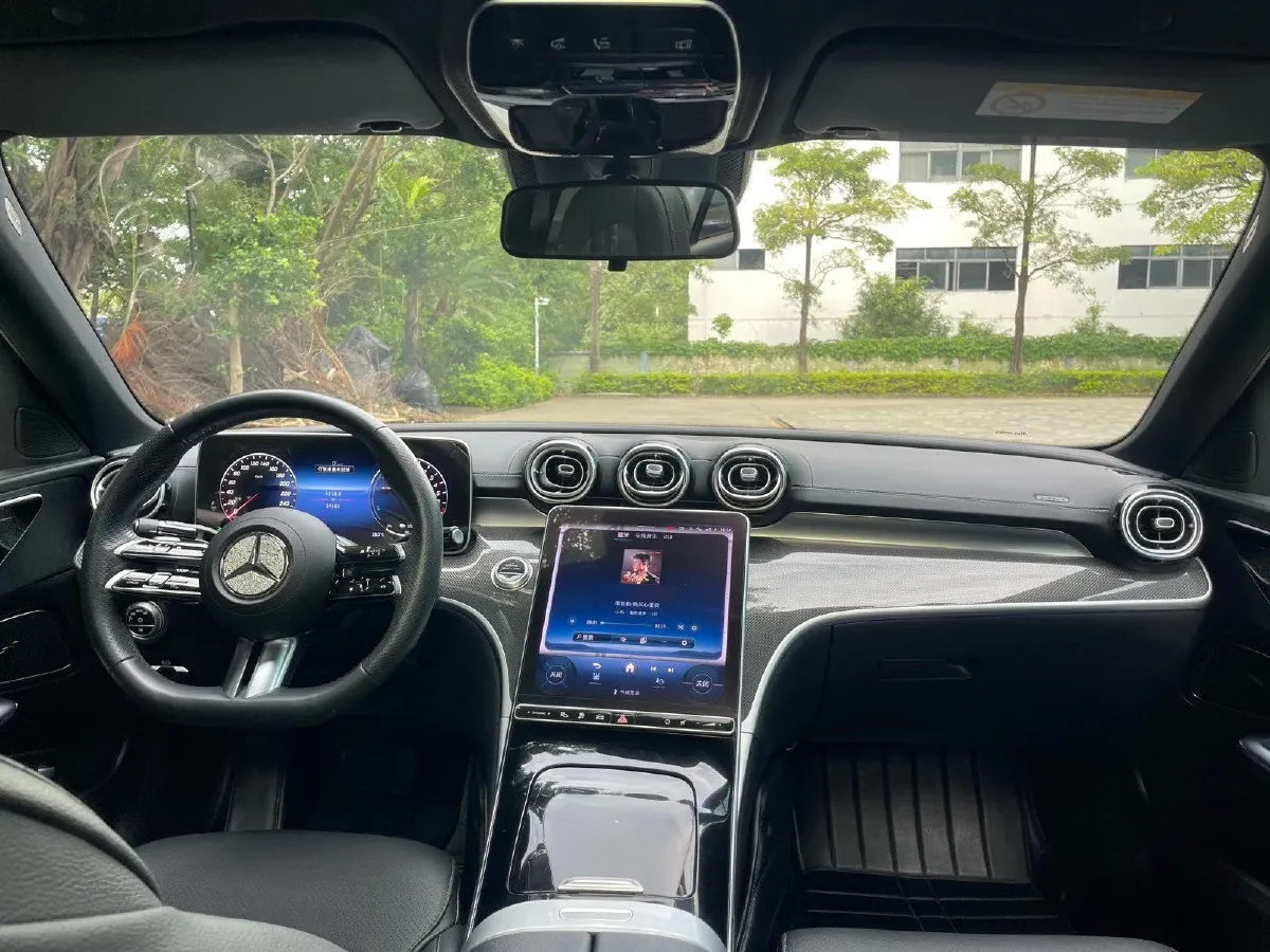 2023 Mercedes-Benz C Class 2.0T 204HP L4 9AT PHEV 25.4KWH,autocango,china used car exporter,china ev exporter,chinese used car exporter,chinese used ev exporter