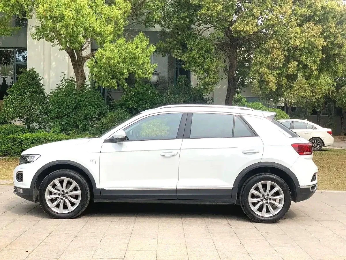 2020 Volkswagen T-Roc 1.4T 150HP L4 7DCT,autocango,china used car exporter,china ev exporter,chinese used car exporter,chinese used ev exporter