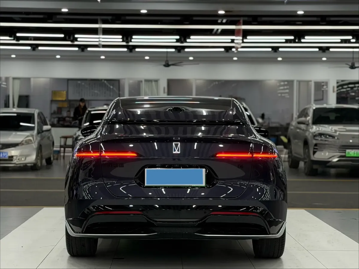 2025 Avatr 06 BEV,autocango,china used car exporter,china ev exporter,chinese used car exporter,chinese used ev exporter