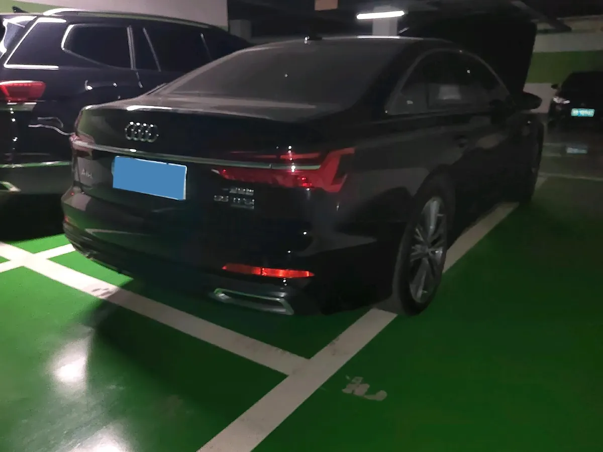 2021 Audi A6L 3.0T 340HP V6 7DCT,autocango,china used car exporter,china ev exporter,chinese used car exporter,chinese used ev exporter