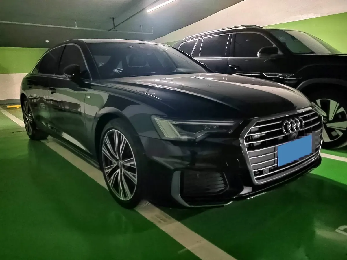 2021 Audi A6L 3.0T 340HP V6 7DCT,autocango,china used car exporter,china ev exporter,chinese used car exporter,chinese used ev exporter