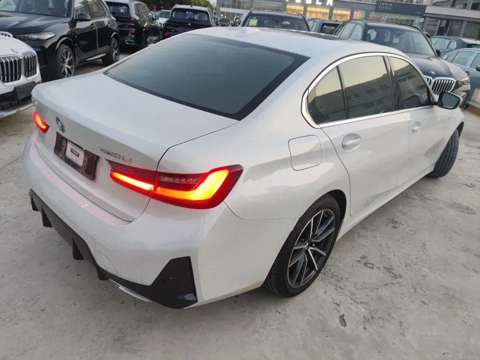 2023 BMW 3 Series 2.0T 156HP L4 8AT,autocango,china used car exporter,china ev exporter,chinese used car exporter,chinese used ev exporter