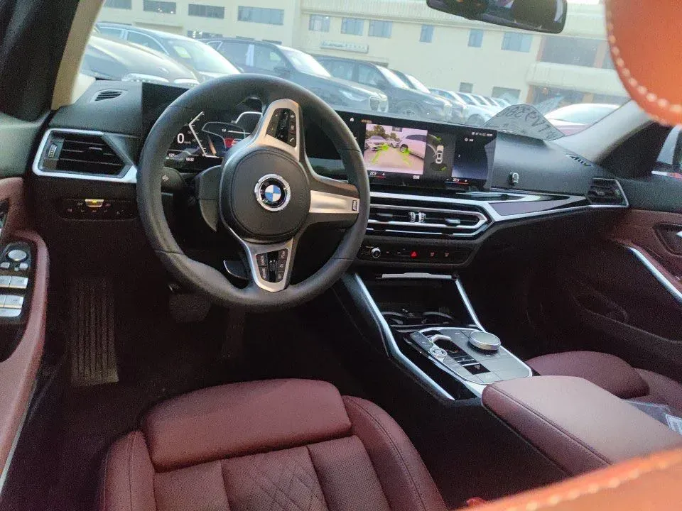 2023 BMW 3 Series 2.0T 156HP L4 8AT,autocango,china used car exporter,china ev exporter,chinese used car exporter,chinese used ev exporter
