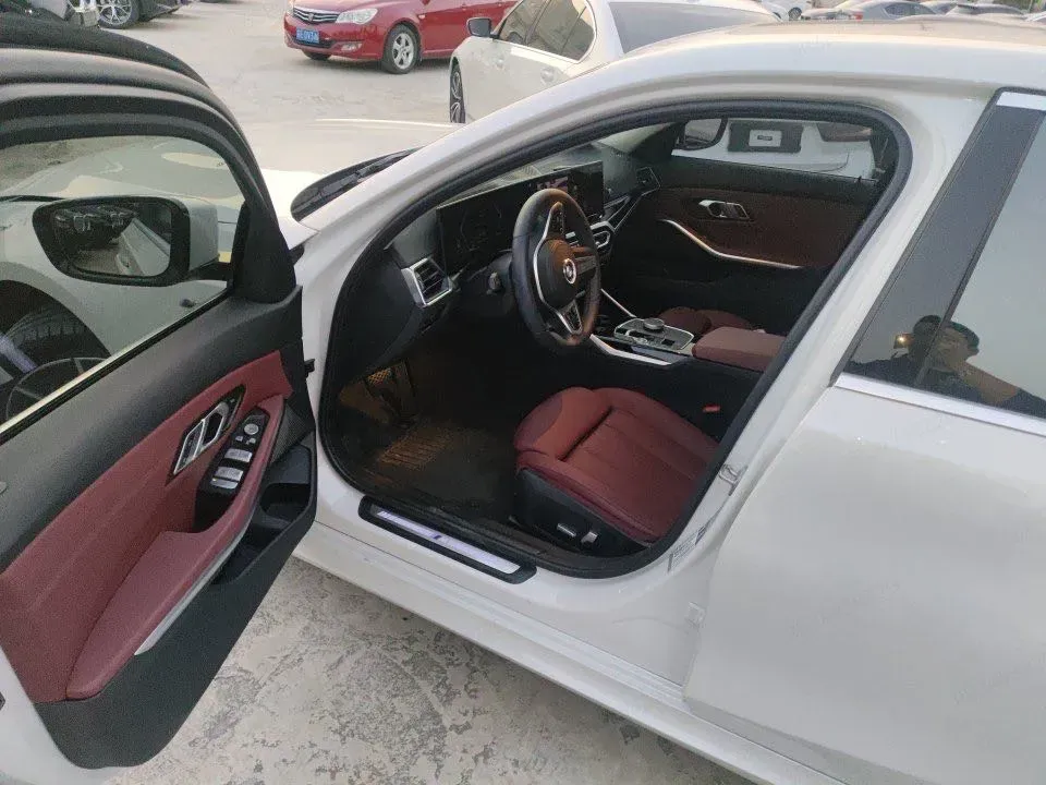 2023 BMW 3 Series 2.0T 156HP L4 8AT,autocango,china used car exporter,china ev exporter,chinese used car exporter,chinese used ev exporter