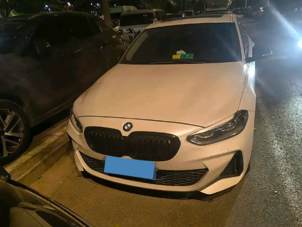 2023 BMW 1 Series 1.5T 136HP L3 7DCT,autocango,china used car exporter,china ev exporter,chinese used car exporter,chinese used ev exporter