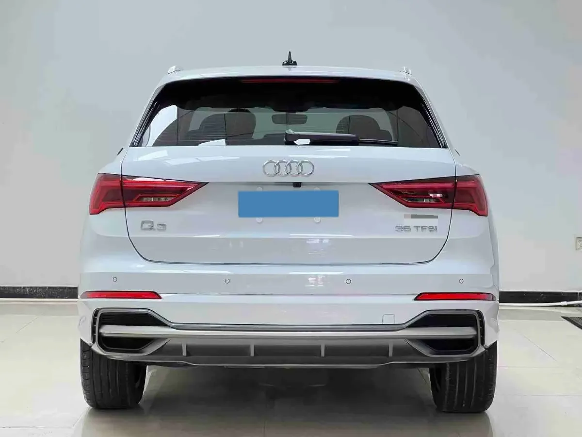 2023 Audi Q3 1.4T 150HP L4 7DCT,autocango,china used car exporter,china ev exporter,chinese used car exporter,chinese used ev exporter