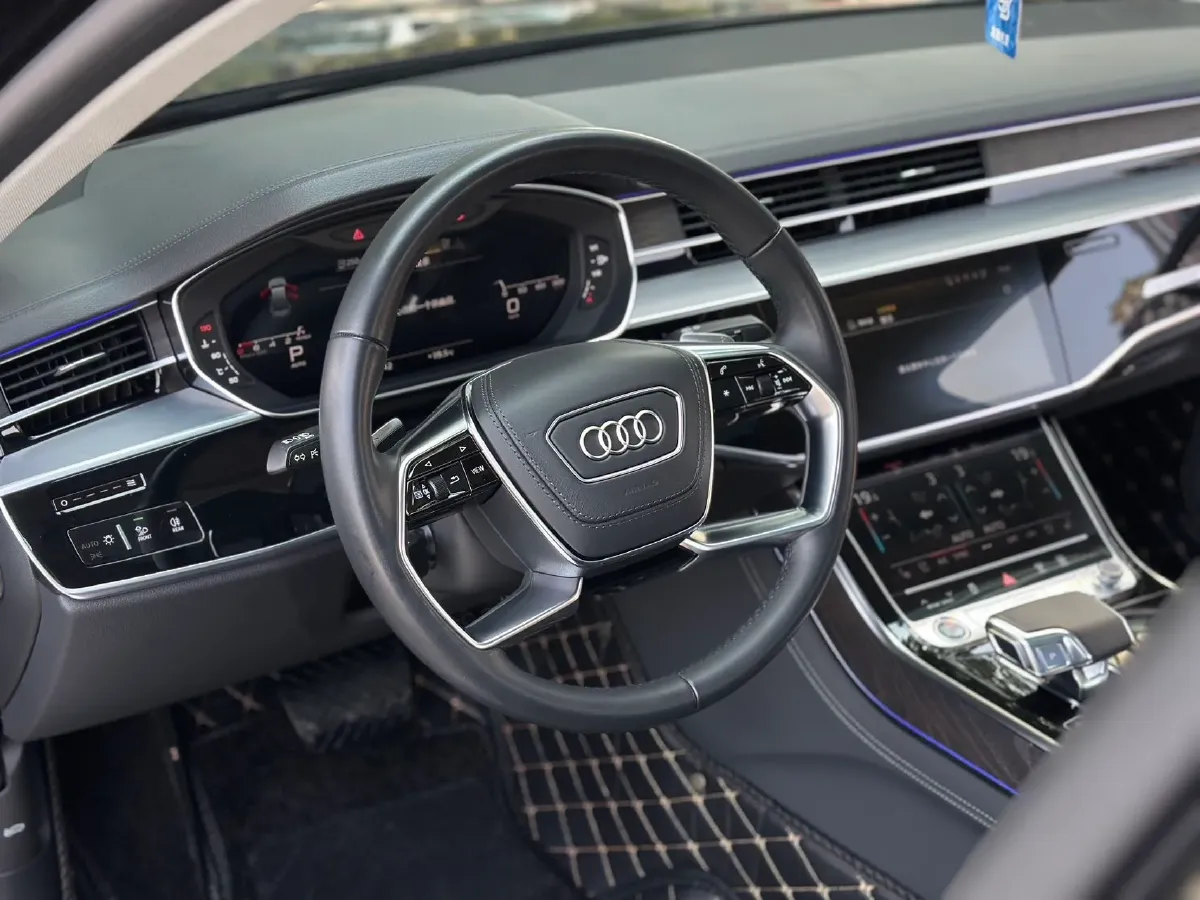 2022 Audi A8 3.0T 286HP V6 8AT,autocango,china used car exporter,china ev exporter,chinese used car exporter,chinese used ev exporter