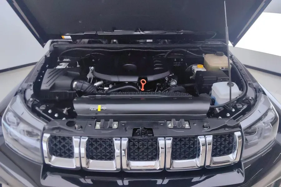 2024 Beijing BJ40 2.0T 224HP L4 8AT,autocango,china used car exporter,china ev exporter,chinese used car exporter,chinese used ev exporter