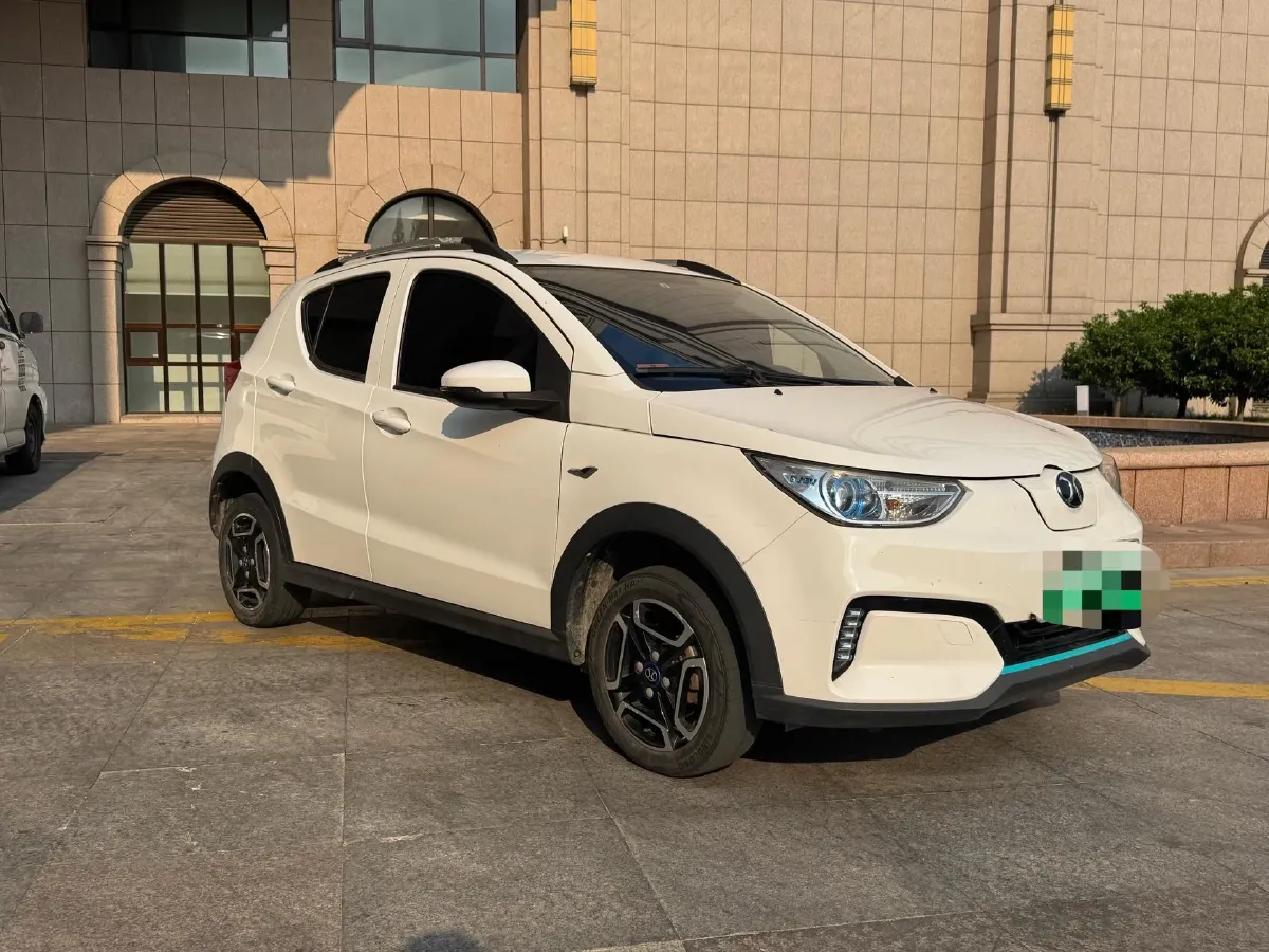 2018 Landwind XiaoYao 1.5T 163HP L4 CVT,autocango,china used car exporter,china ev exporter,chinese used car exporter,chinese used ev exporter