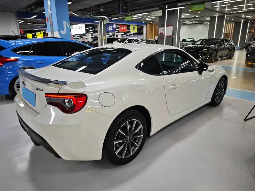 2019 Ford Focus 2.3T 280HP L4 6MT,autocango,china used car exporter,china ev exporter,chinese used car exporter,chinese used ev exporter