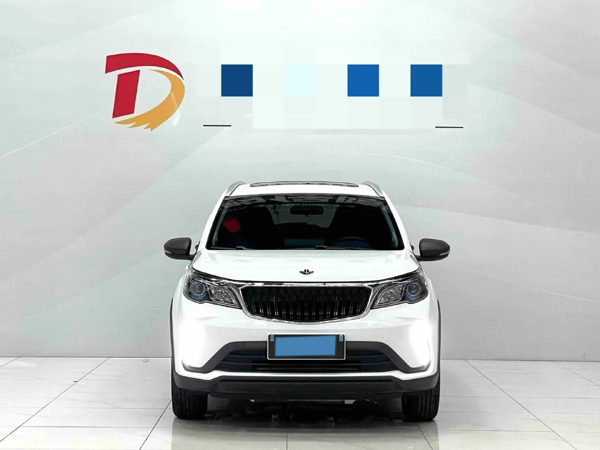 2022 Livan X3 PRO 1.5L 113HP L4 CVT,autocango,china used car exporter,china ev exporter,chinese used car exporter,chinese used ev exporter