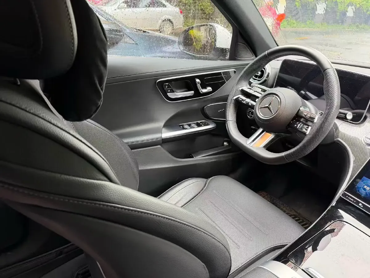 2024 Mercedes-Benz C Class 1.5T 204HP L4 9AT,autocango,china used car exporter,china ev exporter,chinese used car exporter,chinese used ev exporter