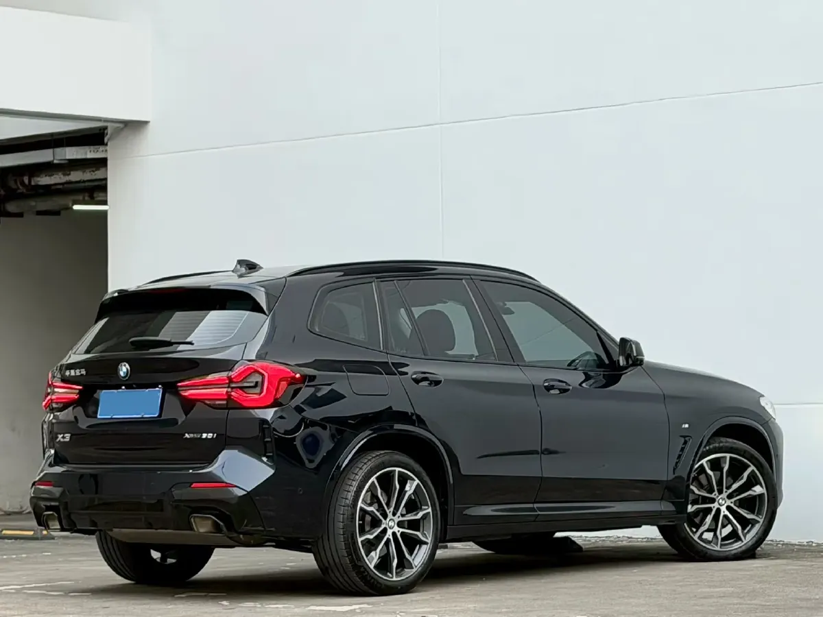 2022 BMW X3 2.0T 252HP L4 8AT,autocango,china used car exporter,china ev exporter,chinese used car exporter,chinese used ev exporter