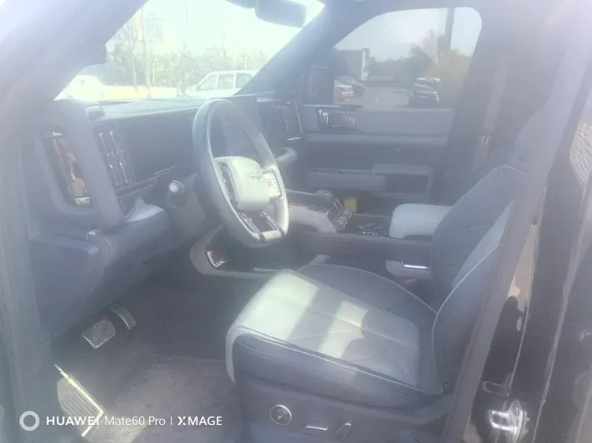 2023 FangChengBao Bao 5 1.5T 194HP L4 E-CVT PHEV 31.8KWH,autocango,china used car exporter,china ev exporter,chinese used car exporter,chinese used ev exporter