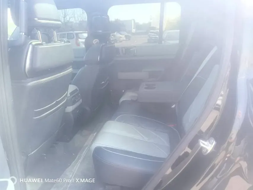 2023 FangChengBao Bao 5 1.5T 194HP L4 E-CVT PHEV 31.8KWH,autocango,china used car exporter,china ev exporter,chinese used car exporter,chinese used ev exporter