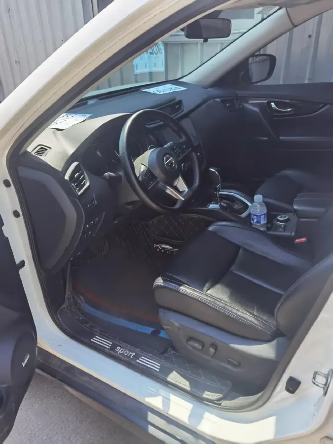 2021 Nissan X-Trail 2.5L 181HP L4 CVT,autocango,china used car exporter,china ev exporter,chinese used car exporter,chinese used ev exporter