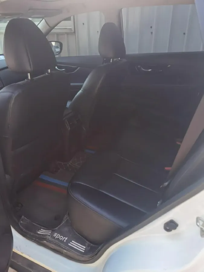 2021 Nissan X-Trail 2.5L 181HP L4 CVT,autocango,china used car exporter,china ev exporter,chinese used car exporter,chinese used ev exporter