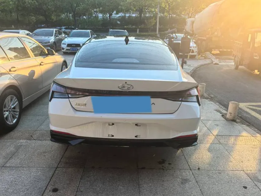 2022 Hyundai Elantra 1.5L 115HP L4 CVT,autocango,china used car exporter,china ev exporter,chinese used car exporter,chinese used ev exporter