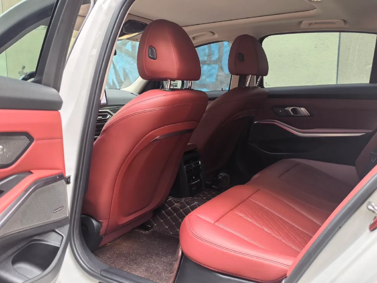 2024 BMW 3 Series 2.0T 184HP L4 8AT,autocango,china used car exporter,china ev exporter,chinese used car exporter,chinese used ev exporter