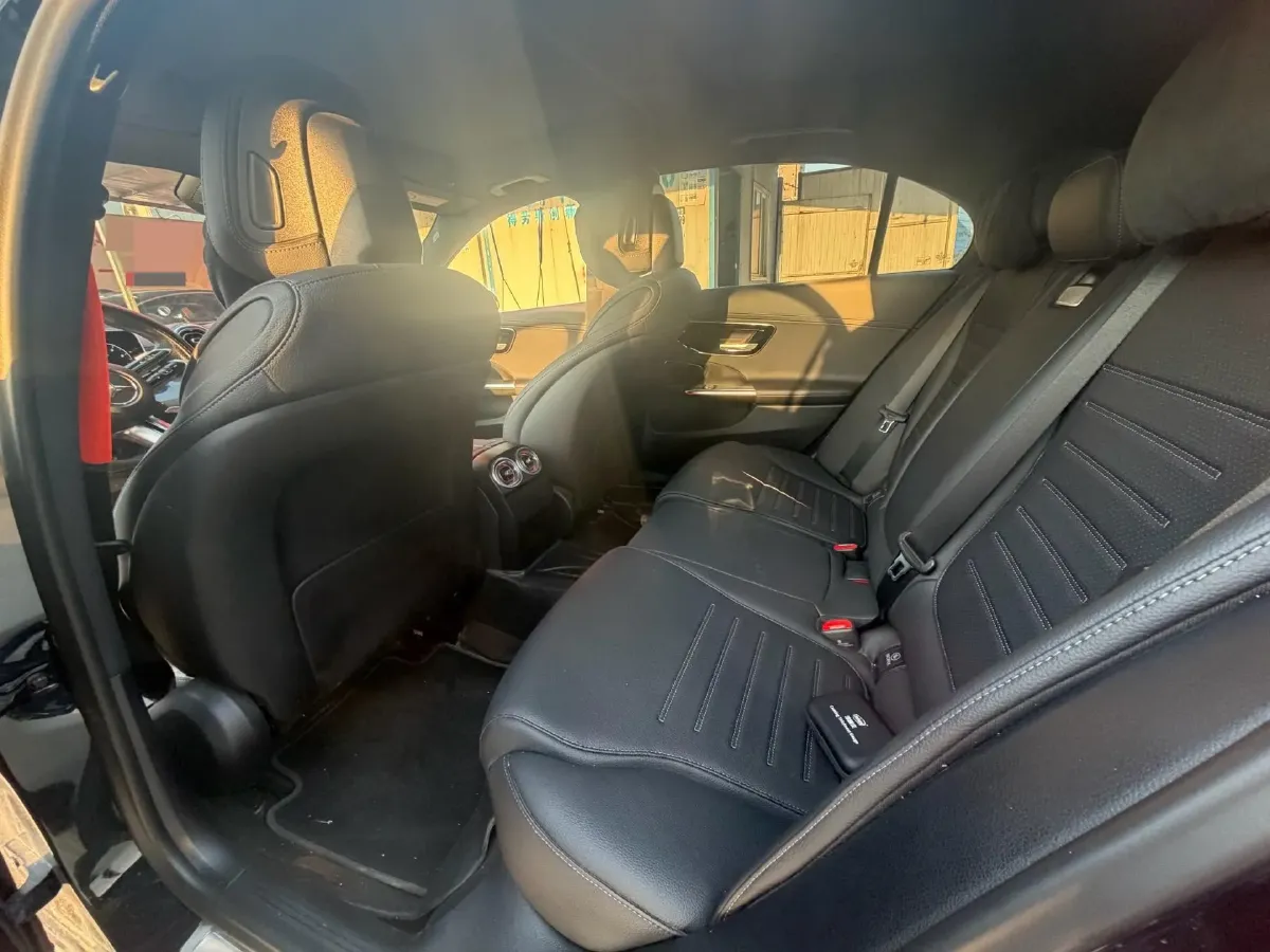 2024 Mercedes-Benz C Class 1.5T 204HP L4 9AT,autocango,china used car exporter,china ev exporter,chinese used car exporter,chinese used ev exporter