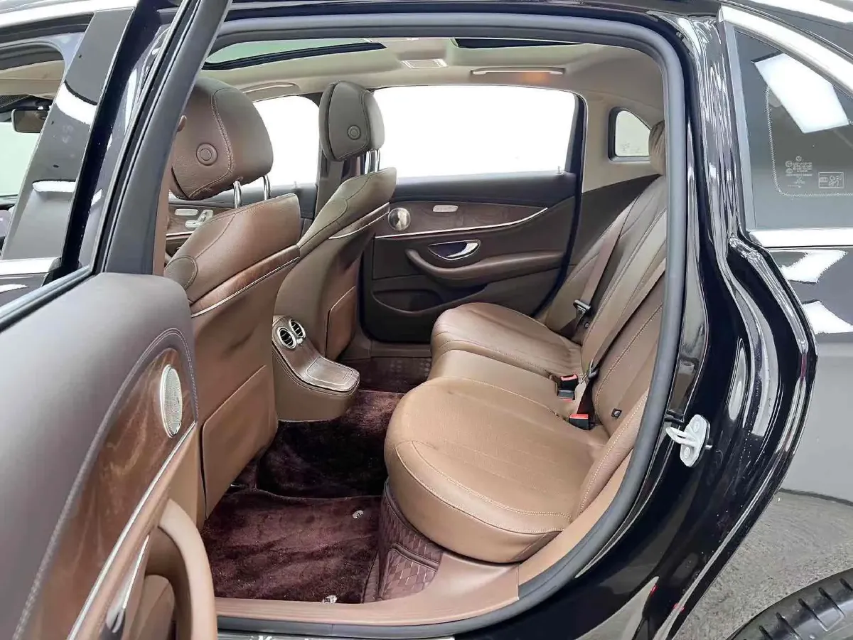 2023 Mercedes-Benz E Class 2.0T 258HP L4 9AT,autocango,china used car exporter,china ev exporter,chinese used car exporter,chinese used ev exporter