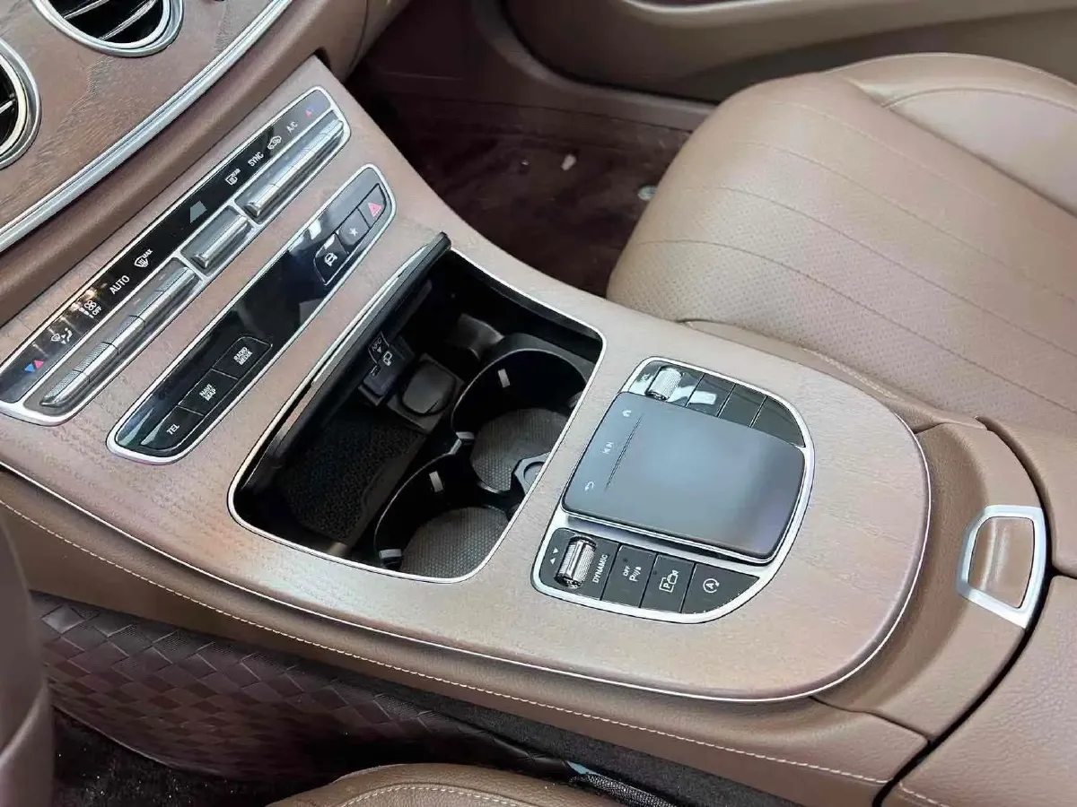 2023 Mercedes-Benz E Class 2.0T 258HP L4 9AT,autocango,china used car exporter,china ev exporter,chinese used car exporter,chinese used ev exporter