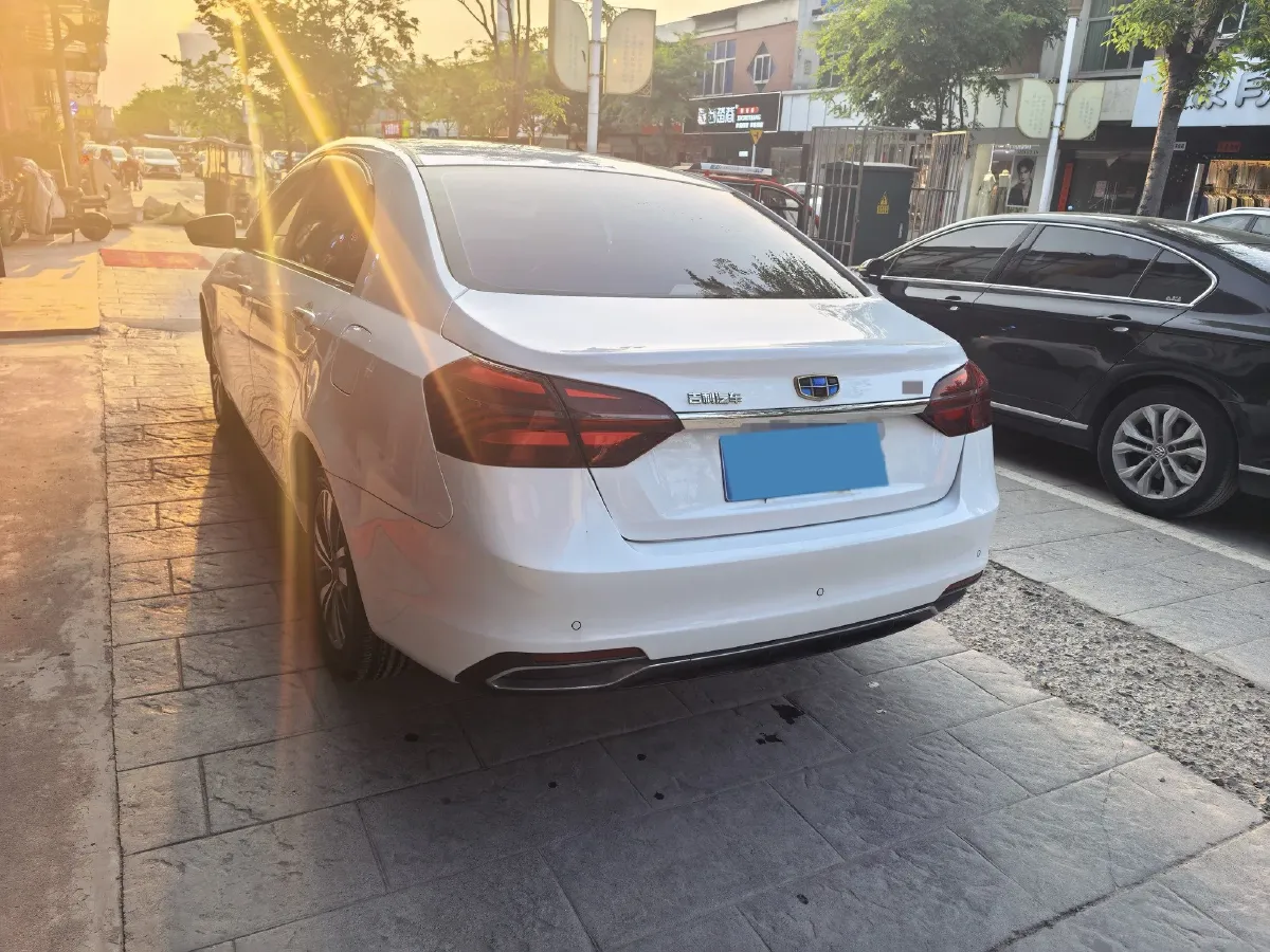 2018 Geely Emgrand 1.5L 109HP L4 5MT,autocango,china used car exporter,china ev exporter,chinese used car exporter,chinese used ev exporter