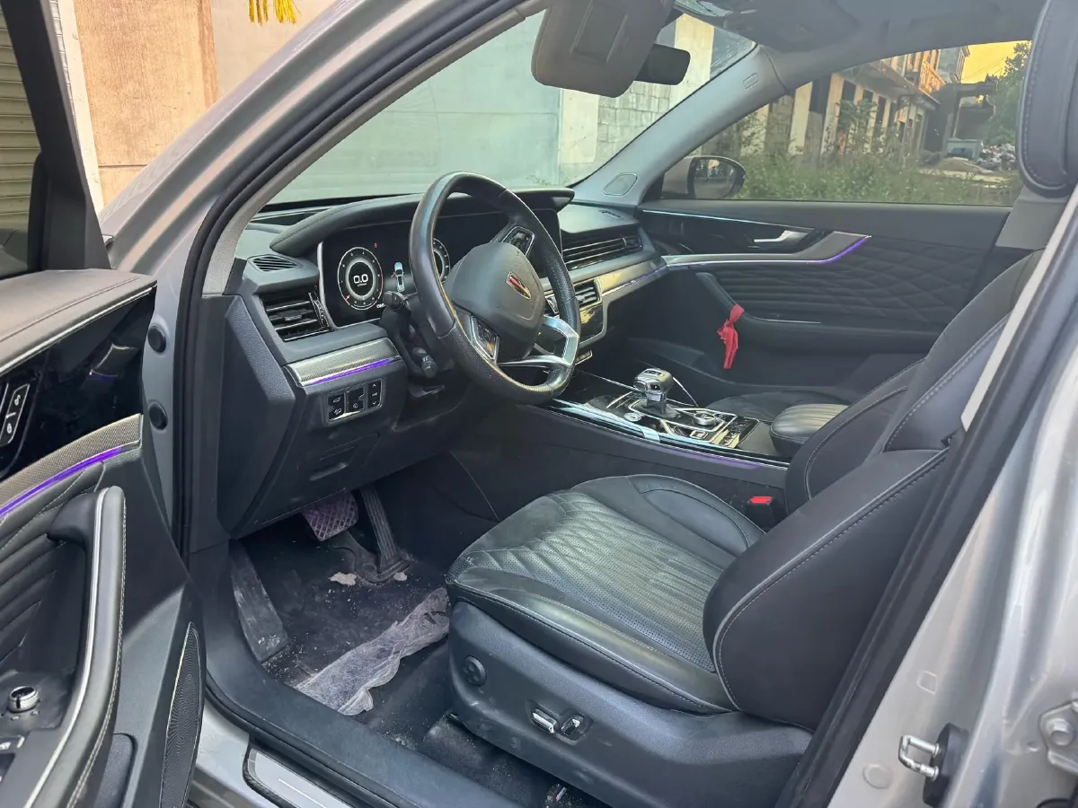 2022 HongQi HS5 2.0T 224HP L4 6AT,autocango,china used car exporter,china ev exporter,chinese used car exporter,chinese used ev exporter