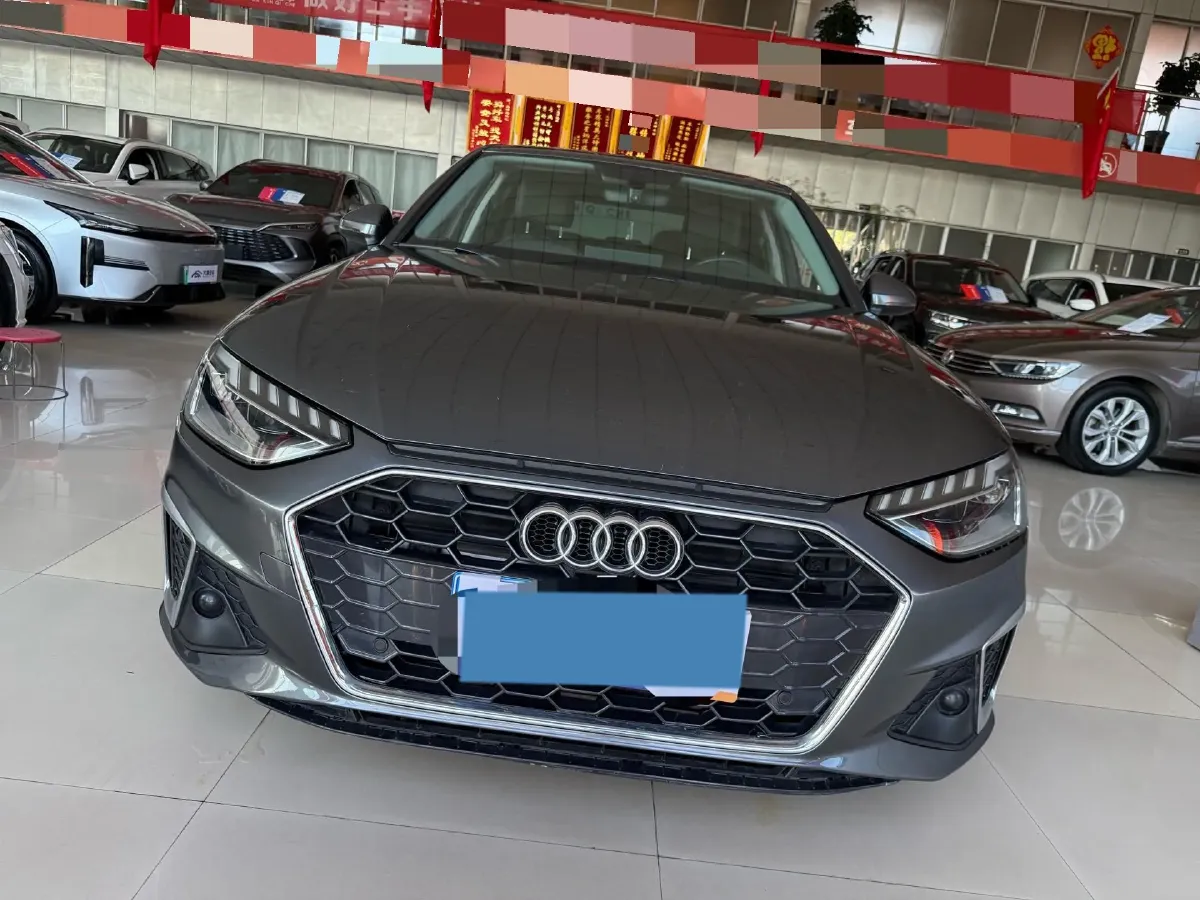 2020 Audi A4L 2.0T 190HP L4 7DCT,autocango,china used car exporter,china ev exporter,chinese used car exporter,chinese used ev exporter