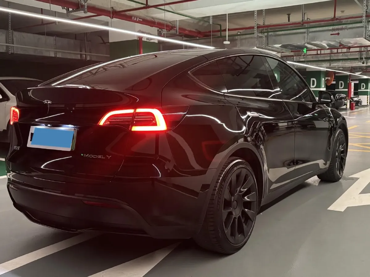 2022 Tesla Model Y BEV 60KWH,autocango,china used car exporter,china ev exporter,chinese used car exporter,chinese used ev exporter