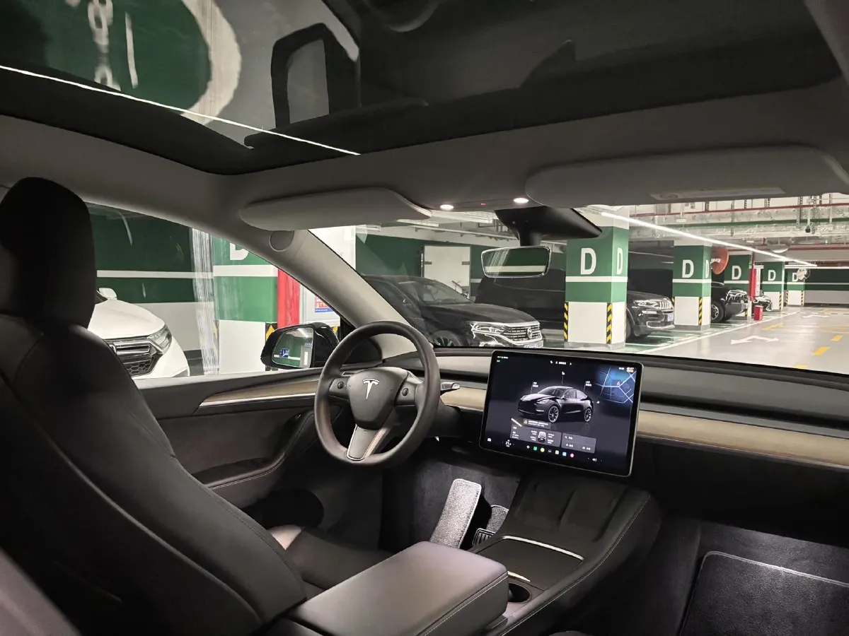 2022 Tesla Model Y BEV 60KWH,autocango,china used car exporter,china ev exporter,chinese used car exporter,chinese used ev exporter