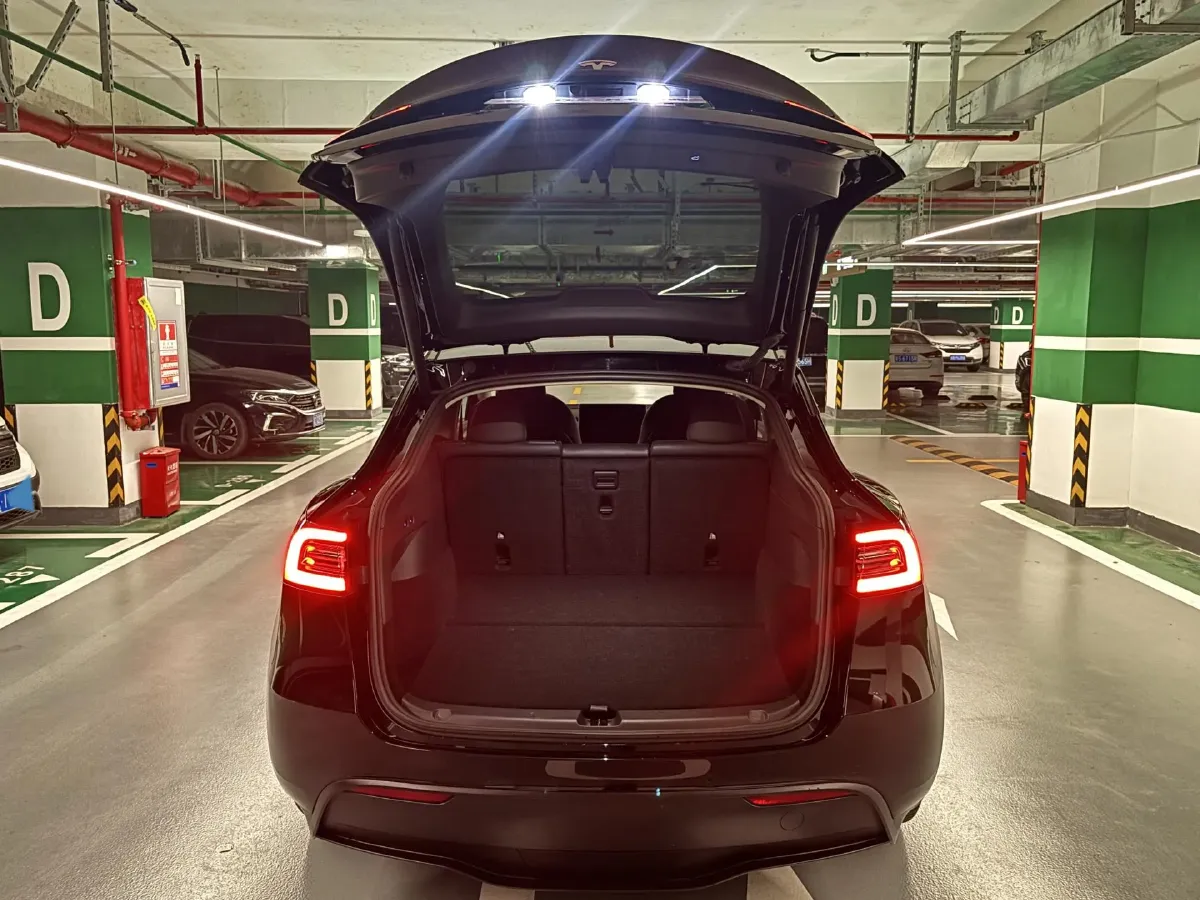 2022 Tesla Model Y BEV 60KWH,autocango,china used car exporter,china ev exporter,chinese used car exporter,chinese used ev exporter