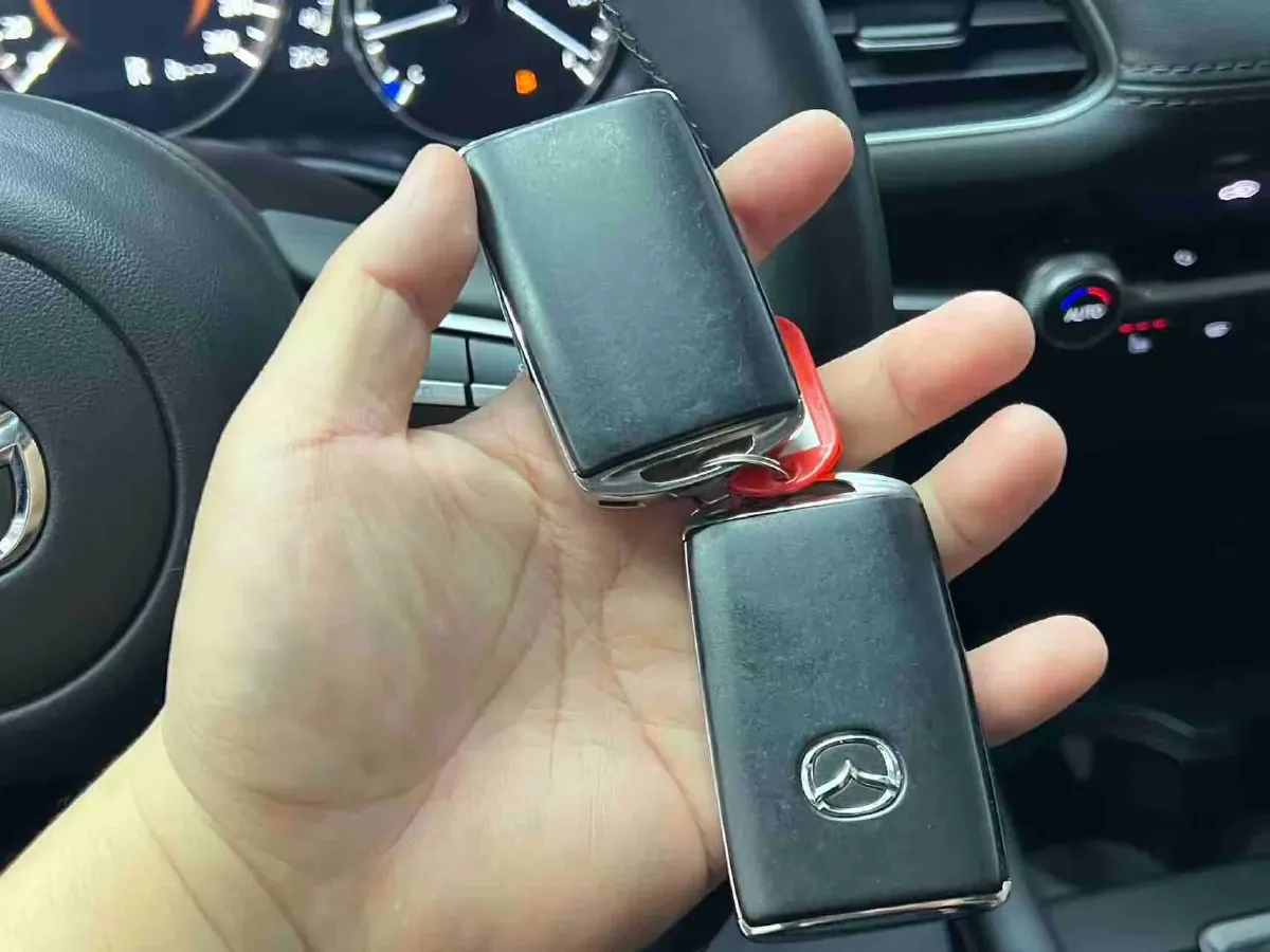 2021 Mazda 3 Axela 1.5L 117HP L4 6AT,autocango,china used car exporter,china ev exporter,chinese used car exporter,chinese used ev exporter