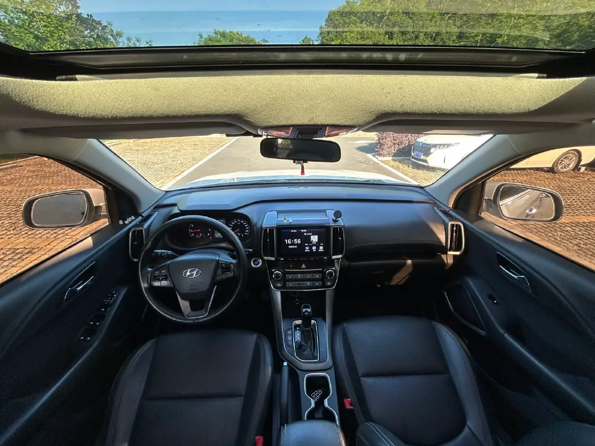 2019 Hyundai ix35 2.0L 160HP L4 6AT,autocango,china used car exporter,china ev exporter,chinese used car exporter,chinese used ev exporter
