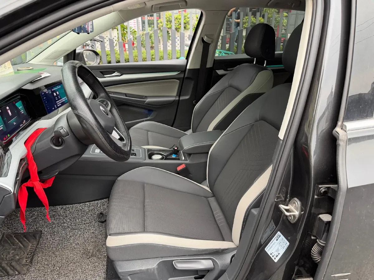 2021 Volkswagen Golf 1.4T 150HP L4 7DCT,autocango,china used car exporter,china ev exporter,chinese used car exporter,chinese used ev exporter