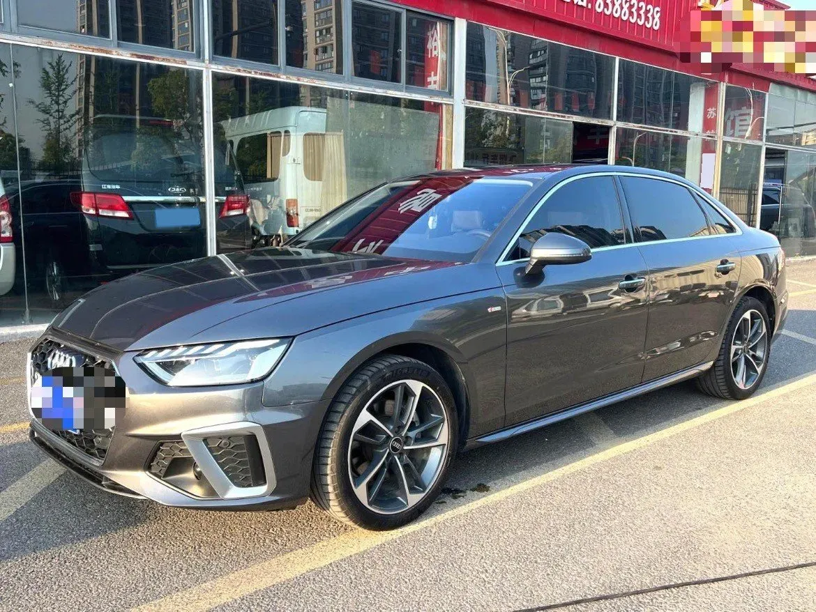2023 Audi A4L 2.0T 190HP L4 7DCT,autocango,china used car exporter,china ev exporter,chinese used car exporter,chinese used ev exporter