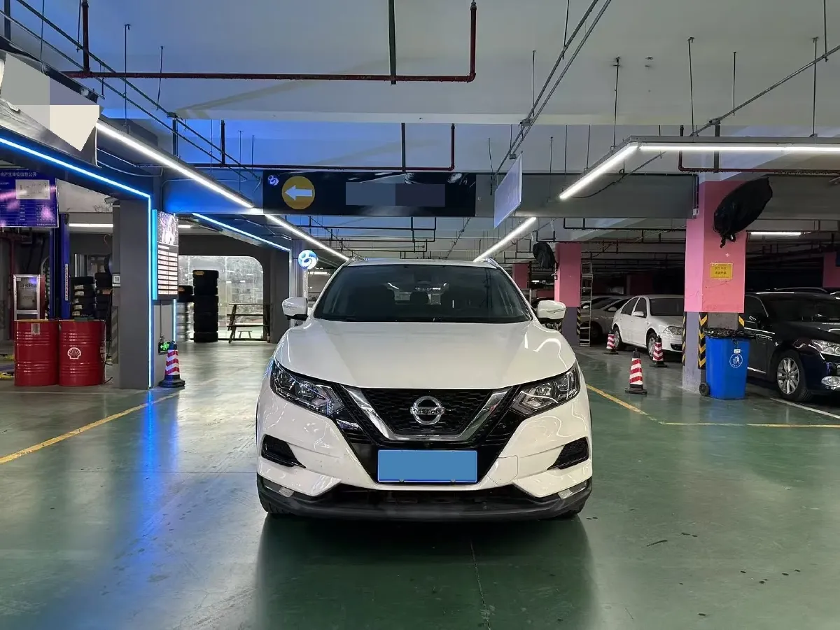 2022 Nissan Qashqai 2.0L 151HP L4 CVT,autocango,china used car exporter,china ev exporter,chinese used car exporter,chinese used ev exporter