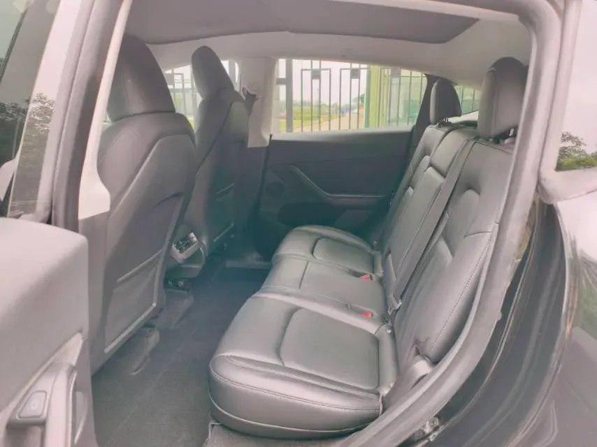 2022 Tesla Model Y BEV 60KWH,autocango,china used car exporter,china ev exporter,chinese used car exporter,chinese used ev exporter